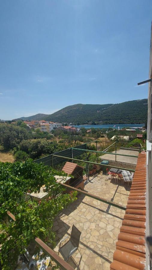 Apartmani Mlinar - Two Bedroom Apartment With Seaview Grebaštica المظهر الخارجي الصورة