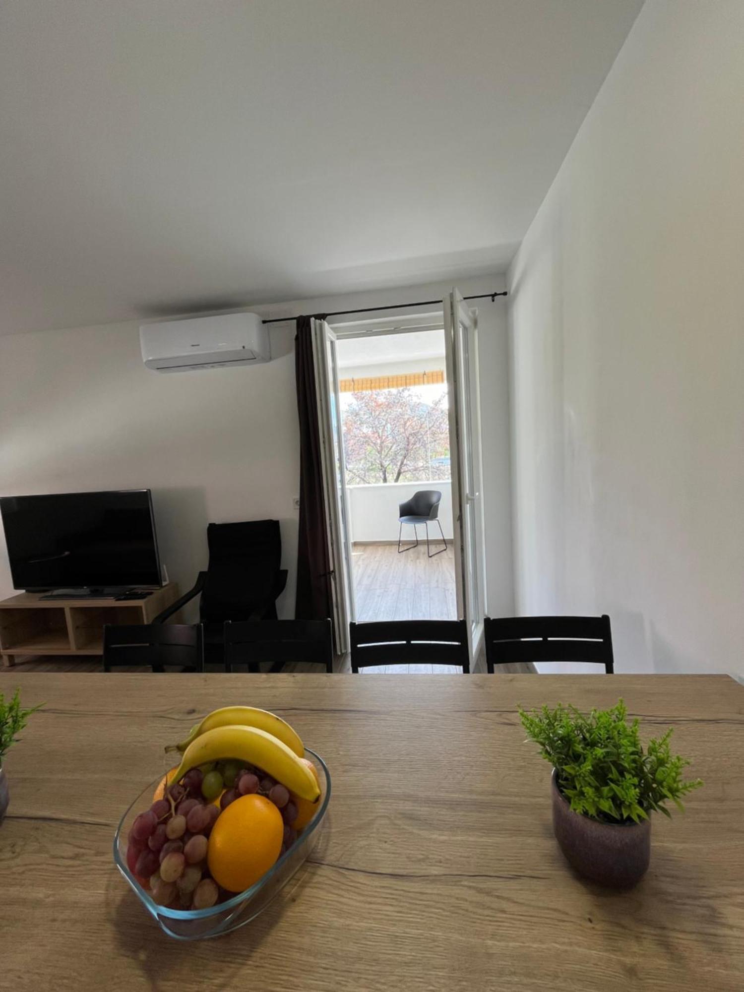 Apartmani Mlinar - Two Bedroom Apartment With Seaview Grebaštica المظهر الخارجي الصورة
