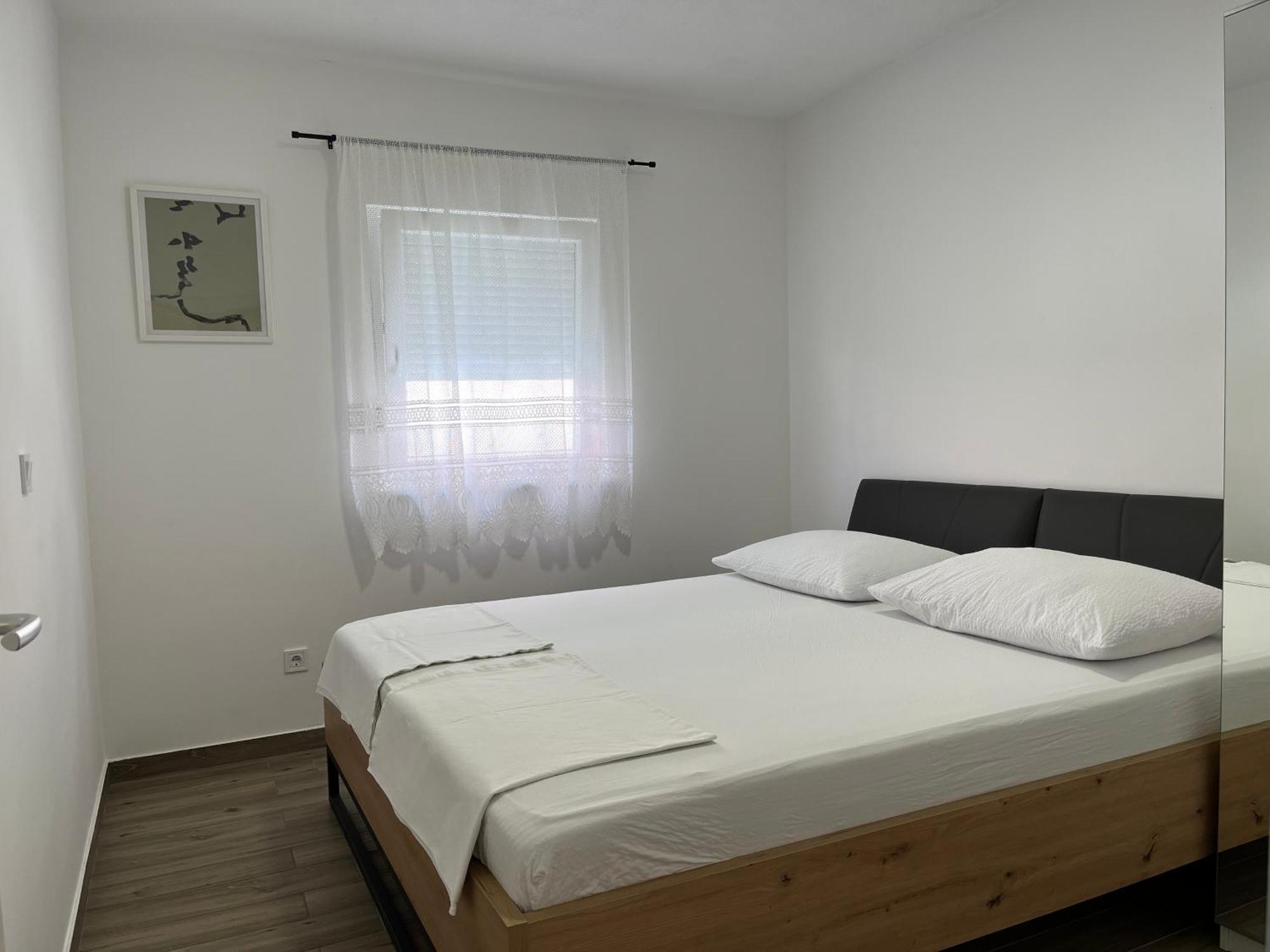Apartmani Mlinar - Two Bedroom Apartment With Seaview Grebaštica المظهر الخارجي الصورة